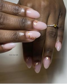 Pink Nails With Gold Foil, Gold Fleck Nails, Pink Nails With Gold, Gold Leaf Nails, Nana Nails, Lexi Nails, Gold Accent Nail, Nails With Gold, Prom 2023