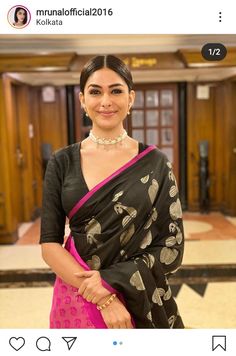 Kolkata Saree, Front Blouse Designs, Golden Blouse Designs, Mrunal Thakur, Blouse Designs Catalogue, Blouse Back Neck Designs