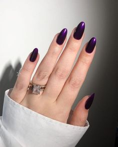 Pointy Purple Nails, Dark Purple Nails Halloween, Simple Dark Nails, Dark Purple Chrome Nails, Dark Purple Nails Ideas, Purple Coffin Nails