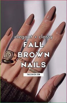 Gel Nails Solid, Thanksgiving Nails Brown, Nails With Simple Design, Fall Nails Thanksgiving, Fall Brown Nails, Manicure Fall, Brown Fall Nails, Nails November, Nails Thanksgiving