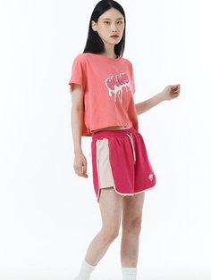 Editor's notesIt is a casual and comfy shorts in soft cotton fabric. The shorts features sporty vibe  relaxed silhouette  heart play logo symbol embroidery  and round hem.- Elastic waist- Drawstring on waist- Colorblock point- Side pockets- Back pocketMeasurements(in.)S / M- Waist: 12.6 in. / 13.6 in.- Hem: 11 in. / 11.6 in.- Rise: 11.4 in. / 11.6 in.- Length: 14.2 in. / 14.6 in.*Model info: Height 5â 8â / Fitting size: Size MComposition & Care- 100% Cotto Trendy Cotton Athletic Shorts With Relaxed Fit, Trendy Cotton Athletic Shorts, Relaxed Fit, Trendy Relaxed Fit Cotton Athletic Shorts, Trendy Cotton Sports Shorts, Trendy Cotton Athletic Shorts For Streetwear, Pink Cotton Athleisure Shorts, Casual Pink Cotton Shorts, Pink Cotton Athletic Shorts With Built-in Liner, Pink Cotton Athletic Shorts For Loungewear