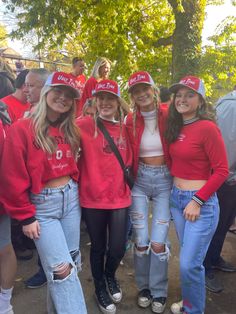 Stanford Football Game Outfit, College Game Day Outfits Cold, Boston College Tailgate, Ohio State Game Day Outfit Fall, Ohio State Block Outfits, Game Date Outfit Football, Sec Gameday Outfits Cold, Osu Football Game Outfit, Ohio State Tailgate Outfit