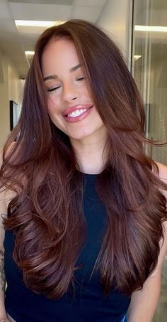 Cola Brown Hair Color, Red Hair For Cool Toned Skin, Cherry Coke Brown Hair, Brown Girls Hair Color Ideas, Cherry Hair With Highlights, Brown Hair With Red Tones, Cherry Cola Balayage Dark Brown, Dark Cherry Cola Hair Color Brown Skin