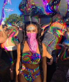 Edc Picture Ideas, Edm Outfits Men, Girly Rave Outfits, Excision Rave Outfit, Easy Rave Outfits, Baddie Festival Outfits, Rave Party Decorations, Rave Party Aesthetic, Aesthetic Party Dress