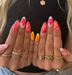 Bright Nails For Summer The Beach, Tropical Almond Nails, Bali Nails Design, Nails For Tropical Vacation, Island Vacation Nails, Bali Nails, Jamaica Nails, Beauty Hacks Nails