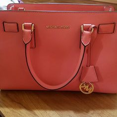 Great Used Condition. Price Includes Shipping Bags Michael Kors, Michael Kors Purse, Purses Michael Kors, Bag Brand, Pink Bag, Michael Kors Bag, Michael Kors, Bag Lady, Purse