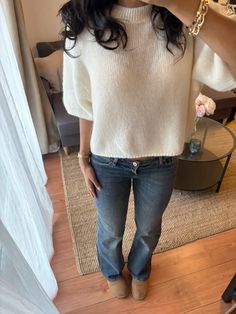 Winter Outfits Brunette, Preppy College Outfits, Winter Outfits Sweaters, Winter Clothes Aesthetic, French Outfits, Stockholm Style, Autumn Fits, Spring Fits, Mode Ootd