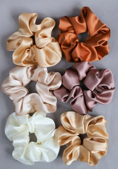 90s Accessories, Diy Hair Scrunchies, Scrunchies Diy, Handmade Scrunchie, Satin Scrunchies, Silk Hair, Hair Scrunchies, Natural Silk