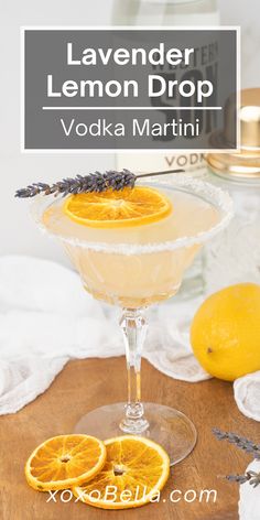 A lavender lemon drop vodka martini is a light, refreshing and totally delicious spring cocktail. Blending the unmistakeable flavour of lavender with a bright splash of lemon and sweet orange, this lavender lemonade vodka cocktail is perfectly balanced. So if you’re looking for spring drink ideas, I recommend making this mixed drink with homemade lavender simple syrup, vodka and triple sec. Vodka and triple sec pair up with lemon to make this delicious lavender lemon drop vodka martini. #... Lemon Lavender Vodka Cocktail, Purple Lemon Drop Martini, Lavender Drop Martini, Lavender Drop Martini Yard House, Purple And Yellow Cocktail, Lavender Lemondrop Martini, Lavender Lemon Drop Martini Recipe, Martinis With Vodka, Lavendar Drinks Cocktails