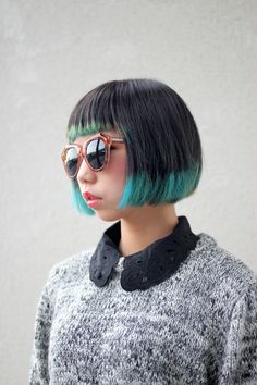 Teal ombre bob / Peter Pan collar / knit sweater Dyed Bangs, Short Ombre Hair, Pastel Ombre, Extreme Hair, Dip Dyed, Grunge Hair, Dip Dye, Short Bob