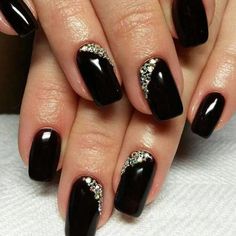 @naildesignidea | Linktree, Black Elegant Nails Classy, Black Nail Manicure, Black Elegant Nails, Black And White Nail, Black Nails With Glitter, Black And White Nails, Black Acrylic Nails