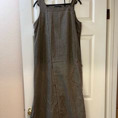 It Is Indeed A Stunning Dress. Gray Denim Like Fabric. Side Zipper Closure. Cop.Copine Resin Logo And Oversized Sign At The Bottom Of The Dress. A Side Pocket And Slits. Underneath Mesh Red And Gray Skirt Or Dress, Depending On How Much Of It You Want To Expose. It Size 42, That Will Perfectly Fit Us Size M. Fitted Cotton Sleeveless Dress With Pockets, Sleeveless Cotton Maxi Dress Unlined, Resin Logo, Grey Denim, Gray Skirt, Red And Grey, Stunning Dresses, Side Pocket, Side Zipper