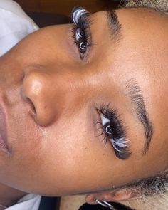 Eyelash Extension With White, Hybrid Lashes With White, Lashes With White Color, Lashes With A Pop Of Color, Hybrid Lash Extensions Color, Color Eyelash Extensions Styles, Hybrid Lash Extensions Styles With Color, Hybrid Lashes With Color