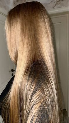 Look And Find, Effortless Waves, Gorgeous Hairstyles, Our Secret, Hairstyles For Long Hair, Hair Game, Dream Hair, Hairstyles For Women, Shiny Hair