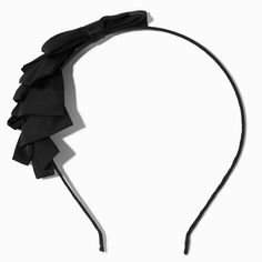 Keep your look on fleek and your hair out of your face with this skinny headband. It's covered in a silky black bow. Material: Polyester - Claire's Black Skinny Silky Bow Headband Mtv Downtown, Piercing Kit, Fashionable Jewelry, Jewelry And Accessories, Black Bow, Headband Hairstyles, Bow Headband, Black Skinnies, 14kt Gold