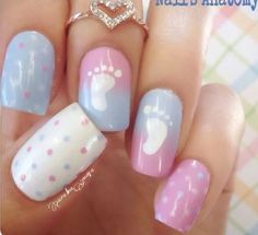 Cute Gender Reveal Nail Ideas, Gender Reveal Nails Ideas Boy Or Girl, Pregnancy Announcement Nails, Pregnancy Nails Designs, Baby Nails Design Pregnancy, Pink And Blue Nails Gender Reveal, Baby Nail Art, Reveal Nails