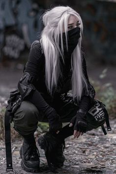 Biker Shorts Outfit, Black Clothes, American Beauty, Fantasy Clothing, Edgy Outfits, White Hair, Character Concept