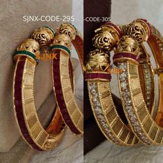 A Sirkar, Traditional Bangles, Gold Jhumka Earrings, Neck Pieces Jewelry, Antique Necklaces Design, Lucky Jewelry, Bridal Jewelry Vintage