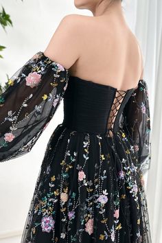 Evening Dress With Sweetheart Neckline And Floral Embroidery, Evening Dress With Floral Embroidery And Sweetheart Neckline, Floral Embroidered Evening Dress With Sweetheart Neckline, Luxury Embellished Off-shoulder Dress, Elegant Fitted Corset Dress With Floral Embroidery, Fitted Floral Embroidery Corset Dress For Party, Fitted Floral Embroidered Corset Dress For Party, Off-shoulder Embroidered Evening Dress, Party Corset Dress With Floral Embroidery