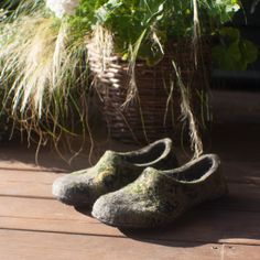 Felted slippers for men - in simple camouflage and wabi-sabi style. Great Christmas, housewarming or birthday gift! These unique woolen clogs are made by hand, they can be created for you! The main colors: grey, shades of green, black. You may choose a rubber sole or latex sole. Rubber might be for outside wearing, latex soles are better for inside wearing. The slippers will be made with full-backs. If you would like a 'slip in' style, please inform me. Felt is a perfect material for footwear. I Green Outdoor Slip-on Slippers, Green Slip-on Outdoor Slippers, Green Outdoor Slippers With Round Toe, Green Round Toe Outdoor Slippers, Hygge Living, Grey Shades, Camouflage Colors, Wabi Sabi Style, Felted Slippers