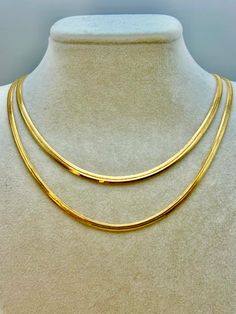 14k Gold Herringbone Necklace, 20 ",3.50 mm , 6.20  gr. 14k Gold Herringbone Necklace, 20",4mm , 8.64 gr. 14k Gold Herringbone Bracelet , 7.25 ",4mm , 3.45 gr. (PLEASE TEXT ME IF YOU WANT ANY SPECIFIC SIZES ) 100% Real Gold Necklace Flat Snake Necklace - Herringbone Charm - Gold Snake Charm - Traveler Herringbone Pendant ▪️ A beautiful herringbone necklace made out of 14K Solid Real Gold. Available only in yellow gold! Premium lobster Hook for added safety! Priced to sell! Compare our prices to Yellow Gold Herringbone Necklace With Snake Chain For Anniversary, Anniversary Snake Chain Necklace, Yellow Gold Snake Chain Necklace, Yellow Gold Snake Chain Necklace For Anniversary, Gold Snake Chain Necklace For Anniversary, Gold Herringbone Necklace, Gold Necklace For Men, Herringbone Bracelet, Real Gold Necklace