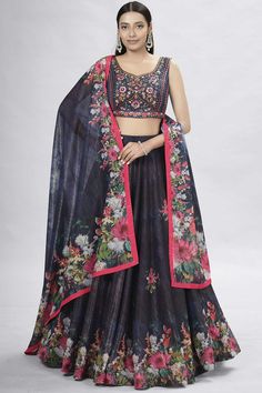 Navy Blue Lehenga, Engagement Lehenga, Diwali Dresses, Indian Wedding Lehenga, Navy Blue Art, Silk Lehenga Choli, Black Lehenga, Party Wear Lehenga Choli, Work Lehenga