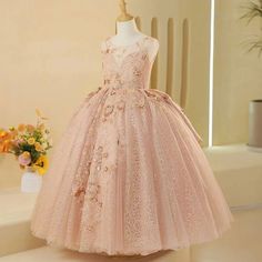 This luxurious Arabic dress is perfect for your little girl's special occasions. With its dreamy pink color and elegant design, it will make her birthday or wedding party even more special. Made with high-quality materials, it ensures comfort and style for your princess. Introduce her to the beauty and sophistication of the Arabic culture with this stunning gown. Arabic Culture, Yellow Evening Dresses, Silver Evening Dress, Purple Evening Dress, Arabic Dress, Gold Evening Dresses, Green Evening Dress, Pink Evening Dress, White Evening Dress