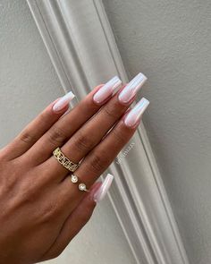 White Chrome Nails in Coffin Shape Glazed Nails Coffin, Glazed Nails, White Chrome Nails, Nagel Tips, Pearl Nails, Pink Acrylic, Pink Acrylic Nails, Square Acrylic Nails