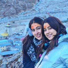 Kedarnath Temple, Jahnavi Kapoor, Khushi Kapoor, Gala Time, Jahnvi Kapoor, Athiya Shetty, Jhanvi Kapoor, Samantha Pics, Handmade Fabric Bags