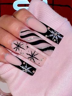 Multicolor  Collar    Color Nails Embellished   Beauty Tools Stilleto Winter Nail Design, Long Nail Designs Winter, Christmas Nail Designs Long, Cute Christmas Nails Acrylic Coffin, Short Christmas Acrylic Nails, Christmas Baddie Nails, Winter Nail Sets, Extra Christmas Nails, Christmas Nail Sets