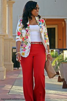 Feminine Layered Outfits, Erika Girardi Outfits, How To Dress Wide Hips, Hampton Fashion, Slacks Outfit, Curves And Confidence, Stage Clothes, Interview Outfits, Office Clothes