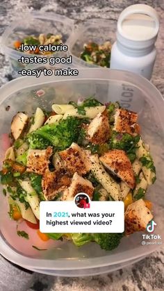 Easy Low Calorie Snacks, Meal Board, Packed Snacks, Dirty Keto, Keto Easy, Nutritious Foods