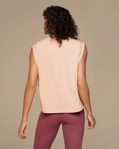 Whether it's yoga, working out or all-day wear – the breathable Focus Crop is down for anything. Wear it over the Performance Bra to complete the look. Open sides ensure maximum airflow, and minimal distraction. And the technical fabric is sweat-wicking to keep that free, airy feeling going through your morning class and the day ahead. As good for the yoga studio as it is for stepping out onto the street. The ultra-soft Focus Crop is made to handle it all and with complete freedom of movement. C Versatile Solid Color Activewear With Moisture-wicking, Versatile High Stretch Moisture-wicking Activewear, Versatile High-stretch Moisture-wicking Activewear, Versatile Activewear With 4-way Stretch For Sports, Versatile 4-way Stretch Activewear For Sports, Versatile Sports Activewear With 4-way Stretch, Versatile Moisture-wicking Activewear For Gym, Versatile Moisture-wicking Activewear For Training, Versatile Solid Color Go-dry Activewear