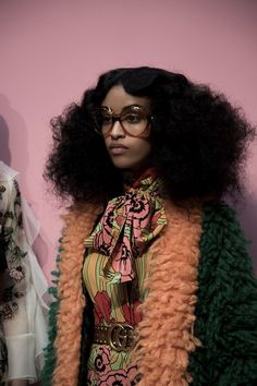 Gucci AW 2016 Fashion Documentaries, 70s Aesthetic, 70s Outfits, Vintage Black Glamour, 70s Inspired, Moda Vintage, Mode Vintage, Mode Inspiration