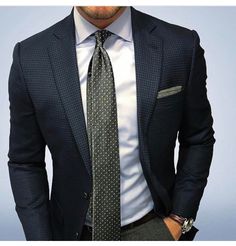 Best Suits For Men, Mens Suit Style, Terno Slim, Dapper Outfit, Suit Combinations, Formal Mens Fashion, Mens Fashion Smart, Business Style, Man Fashion