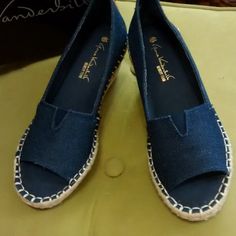 These Espadrilles By Gloria Vanderbilt Are Made Of Navy Blue Canvas. They Have An Open Toe And A Nd A 2.5 Inch Wedge Heel, Espadrille Stye. These Shoes Are Brand New, Never Worn, But No Tags. A Great Addition To Your Wardrobe. Comfortable Blue Espadrilles With Round Toe, Casual Denim Espadrilles With Round Toe, Casual Wedge Heel Espadrilles With Rubber Sole, Casual Wedge Espadrilles With Rubber Sole, Casual Espadrilles With Rubber Sole And Wedge Heel, Casual Open Toe Espadrilles With Rubber Sole, Casual Denim Espadrilles For Beach, Casual Denim Espadrilles For The Beach, Casual Denim Espadrilles For Spring