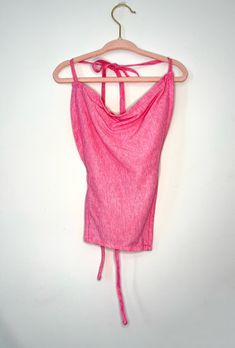 HapleeCorner is a small business that repurposes old clothing into new, trendy styles.  This pink beach top was made out of an old children's Nike Dri-Fit shirt. It can be worn over a bikini top or swimsuit, at the beach, or just by itself! The shirt features an extra layer of support and coverage at the bust area. Size XS-S (0-6) Cup size: 30B-36A Waist size: 23in-32in **Not designed for plus size Model measurements:  Model's clothing is S-M (size 6) Cup size 34B Height 172cm (68in) Waist 29cm Rose A, Pink Beach, Model Outfits, Dri Fit Shirt, Beach Tops, Cup Size, Nike Dri Fit, Womens Tank, Womens Clothing Tops