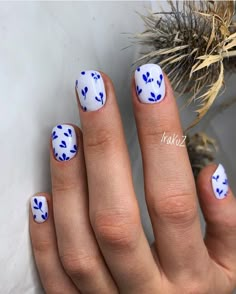 Oval Nails Designs, Funky Nail Designs, Fingernail Art, May Nails, Hello Nails, Vintage Nails, Subtle Nails, Modern Nails, Simple Gel Nails