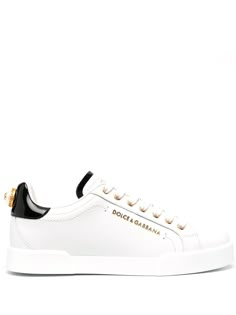 White leather logo-embellished low-top sneakers from DOLCE & GABBANA featuring almond toe, front lace-up fastening, logo-embellished side panels, logo-print tongue and rubber sole. This item is in size 36 and the color is White White And Gold Sneakers, Dolce Gabbana Sneakers, Italian Luxury Brands, Sneakers Looks, White Leather Sneakers, White Sneakers Women, Pink Sneakers, Dolce E Gabbana, Leather Cap