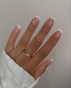 Summer French Tips Short, Flowers And French Tip Nails, Summer Gel Nails Ideas Short French Tip, Mom Nails Acrylic, Spring Nail Sets Short, Square French Tip Nails With Design, Simple Summer Nails Square, Gel Polish Natural Nails, Spring Nails2023