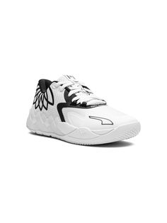 black/white mesh panelling embroidered motif round toe front lace-up fastening branded insole rubber sole These styles are supplied by a premium sneaker marketplace. Stocking only the most sought-after footwear, they source and curate some of the most hard to find sneakers from around the world. White Dynamic Running Shoes With Elastic Laces, White Low-top Running Shoes With Elastic Laces, High-top White Basketball Shoes With Elastic Laces, White High-top Basketball Shoes With Elastic Laces, White Sneakers With Elastic Laces For Streetwear, White Basketball Shoes With Elastic Laces, White Basketball Shoes With Elastic Laces For Streetwear, White Skate Shoes With Elastic Laces, White Synthetic Skate Shoes With Elastic Laces