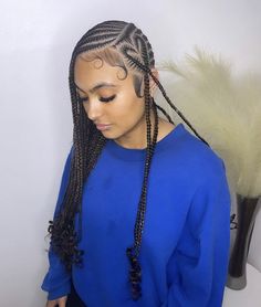 Heart Braids Hairstyle, Cornrow Heart, Lemonade Braids With Heart, Braids With Heart, Hairstyle Ideas For Black Women, Heart Braids, Weave Hairstyles Braided, Heart Braid