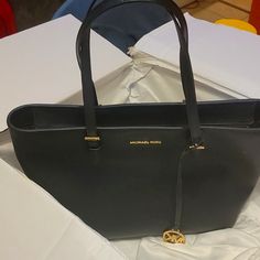 New*** Black Authentic Designer Michael Kors Bag. Nwot Smoke Free Home. Elegant Everyday Michael Kors Bag, Formal Michael Kors Bags With Handle Drop, Elegant Black Michael Kors Shoulder Bag, Formal Michael Kors Bags, Michael Kors Black Elegant Bag, Elegant Michael Kors Bag With Handle Drop, Michael Kors Black, Michael Kors Jet Set, Michael Kors Bag