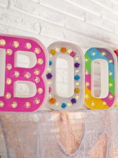 the word boo spelled out in bright letters