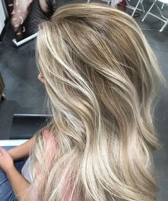 Lived In Blonde Balayage, Rooty Blonde, Lived In Blonde, Dark Blonde Balayage, Cute Blonde Hair, Blonde Makeup, Dark Blonde Hair Color, Blond Balayage, Latest Hair Color