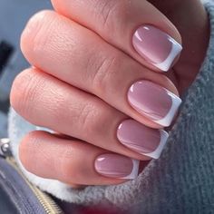 24 Reusable Press On Nails Reusable Color May Vary Due To Lighting Pinkish Nude And White Size One Size Condition New Reusable Comes With Mini Nail File And Glue Strips Short Fake Nails, False Nail, French Tip Nails, Nail Supply, Manicure E Pedicure, Square Nails