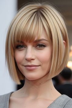 Get inspired by blunt bob hairstyles and cuts that bring sophistication and simplicity to your look. These sharp, geometric cuts create a sleek and stylish appearance, perfect for both casual and formal occasions. Cute Haircuts, Elegant Updo, Volume Hair, Blonde Ombre, Braided Ponytail, Good Hair Day, Hair A, Bobs Haircuts