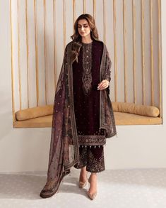 ✤ Top Details:
➜Fabric: Velvet
➜Size: Maximum Up To 42"
➜Work: Embroidery and Sequence Work
➜Type: Readymade
➜Weight: 1.1 KG

✤ Bottom Details:
➜Fabric: Velvet
➜Size: Maximum Up To 42"
➜Length: Maximum Up To 41"
➜Work: Embroidery and Sequence Work
➜Type: Readymade

✤Dupatta Details:
➜Fabric: Organza Silk
➜Work: Embroidery and Sequence Work Velvet Kurta, Velvet Dupatta, Velvet Sleeve, Velvet Suit, Chiffon Collection, Party Kleidung, Velvet Collection, Modest Wear