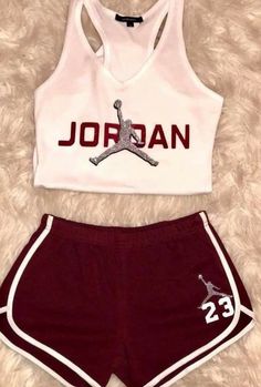 Jordan Outfits Womens, Clothing Wishlist, Cute Nike Outfits, Jordan Outfits, Fashion Male, Cute Lazy Outfits, Swag Outfits For Girls, Tween Outfits, Crop Top And Shorts