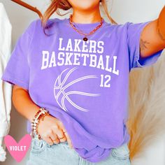 This custom basketball shirt is the perfect game day tee :) Our Bella+Canvas tees have that light and vintage feel. ♥ Our Comfort Colors tees are garment-dyed for that trendy distressed look. ♥ 》 》HOW TO ORDER 《 《 * Select product, size + color from the drop down menus. * Add mascot name. * Add to cart + place order ♥ * Your shirt is now in production & will be ready to ship in 1-3 days! 》 》SIZING 《 《 These tees are unisex, men's cut tops. The Bella Canvas tees run longer than normal and slightl Basketball Game Day Shirts, Basketball Game Day Outfit, Game Day Basketball, Booster Club, Basketball Mom Shirts, Tshirt For Women, Comfort Colors Tshirt, Custom Basketball, Basketball Mom